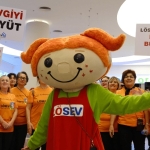 losevden-gonulluk-cagrisi-sen-varsan-biz-variz-a9f1cmz8.jpg