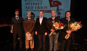 mehmet-akif-dinleti-ve-tiyatro-ile-anildi-94OfkV4W.jpg