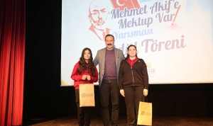mehmet-akif-ersoya-golcuklu-ogrencilerden-duygu-dolu-mektuplar-7HTP47ZJ.jpg