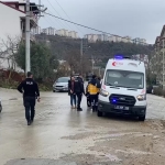 tartistigi-kocasini-omzundan-bicakladi-dsZQN3KB.jpg