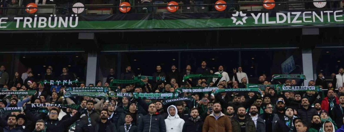 trendyol-1-lig-kocaelispor-0-esenler-erokspor-2-16-LbImW2UO.jpg