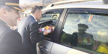 vali-aktas-suruculeri-yeni-yil-aksami-icin-uyardi-fiGG6fRc.jpg