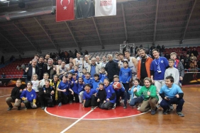 TB2L: KOCAELİ BŞB KAĞITSPOR: 75 - ANKARA GENÇ AKADEMİ: 66