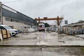 7-metre-yukseklikteki-vincten-dusen-isci-hayatini-kaybetti-7kxLLgcv.jpg