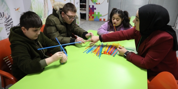 Ailelerin yükünü hafifleten Kısa Mola Merkezi’nde eğitimler başladı
