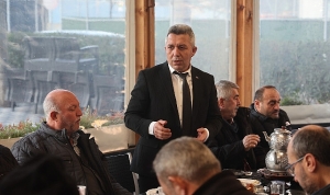 baskan-erol-olmez-kandira-sanayi-esnafiyla-kahnvaltida-bulustu-JEiW6t7i.jpg