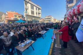baskan-hurriyet-manav-hemserilerinin-acilis-heyecanina-ortak-oldu-l17J141O.jpeg