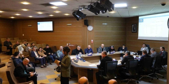 Encümen’de balık satış yerleri için ihale düzenlendi