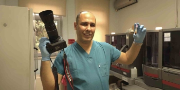 hastane-laboratuvarindan-fotografciliga-uzanan-yolculuk-W5DR6T2i.jpg