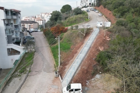 izmit-belediyesinden-serdar-mahallesine-yeni-merdiven-fKqF5p4O.jpeg