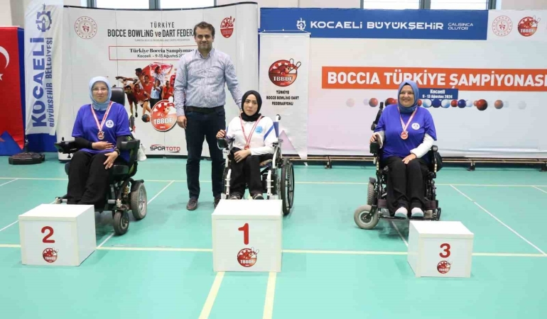 Kağıtspor’dan şampiyonluklarla dolu bir yıl