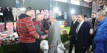 kandira-belediyesinden-pazarci-esnafina-corba-ikrami-atApLcVe.jpg