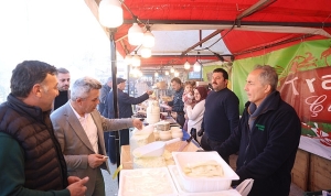 kandira-hamsi-festivalinde-1-ton-balik-tuketildi-qgryHs9W.jpg