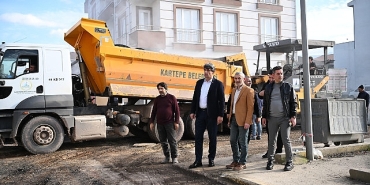 kartepe-istasyon-mahallesine-280-ton-asfalt-serildi-NOKNbpUG.jpg