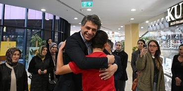 kartepeli-ozel-cocuklara-baskan-kocamandan-destek-E9QVOcPP.jpg