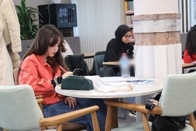 kocaeli-gencligi-zubeyde-hanim-kutuphanesini-cok-sevdi-kitabin-kalbi-zubeyde-hanimda-atiyor-hb2cvSi9.jpg