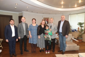 kocaelinin-gururu-ikra-su-gurbuz-hurriyeti-ziyaret-etti-yw56Nvfh.jpeg