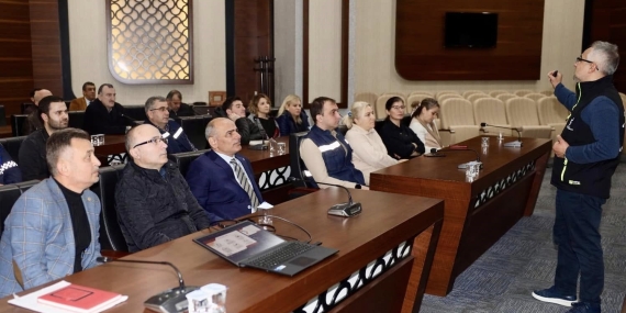 Körfez Belediyesi personeline afet eğitimi