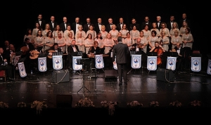 sanat-da-kultur-de-2024te-mutlu-sehirdeydi-1IzgVSHp.jpg