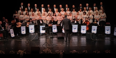 sanat-da-kultur-de-2024te-mutlu-sehirdeydi-1IzgVSHp.jpg