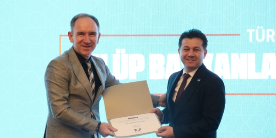 Türkiye Cimnastik Federasyonu’ndan İzmit Belediyespor Kulübüne teşekkür plaketi