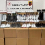 unlu-markalara-ait-sahte-giyim-ve-ayakkabi-ele-gecirildi-z6997cj9.jpg