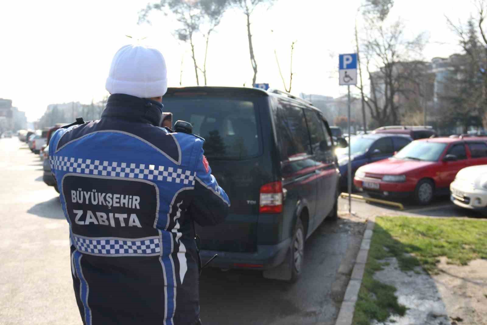 Zabıta, 2 Bi̇n 736 Aracı Çekti̇