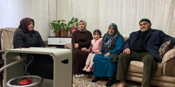 Kış ortasında büyük mağduriyet: Isınmak için komşuya gidiyorlar