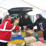 baskan-hurriyet-yuvam-akarca-pazar-esnafini-ziyaret-etti-spwIuJrG.jpeg