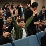 baskan-kocamana-surpriz-karsilama-8hO6Vjew.jpg