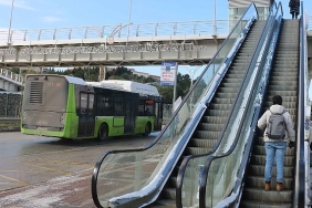 buyuksehir-belediyesi-tedbiri-elden-birakmiyor-tum-onlemleri-aliyor-yuruyen-merdivenler-donmaya-karsi-724-calisacak-hwsQB8jO.jpg