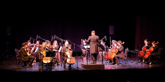 Büyükşehir Oda Orkestrası karlı geceyi sanatla ısıttı