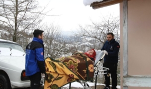 buyuksehir-sultan-teyzeyi-13-yildir-hastaneye-tasiyor-TWJbnxLd.jpg
