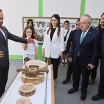 canike-bir-odulde-bakan-kacirdan-X6Ja4Vsw.jpg