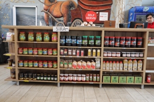 cinar-halk-marketin-dogal-urunleri-gulumse-kafede-8Zl7naiq.jpeg