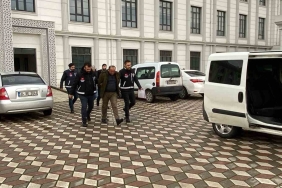 cinayet-sonrasi-cesetle-15-gun-boyunca-gezmis-p5DMLXWy.jpg