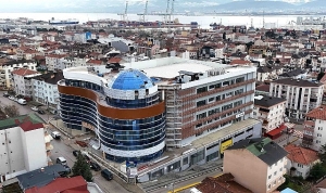derince-belediyesi-hizmet-binasinda-yogun-tempo-sFm7F3rV.jpg