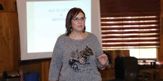 Ebeveyn-çocuk ilişkisi, çocukların geleceğinde önemli rol oynuyor