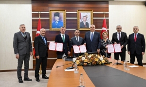 egitime-75-milyon-tllik-hayirsever-destegi-S8TBLARn.jpg