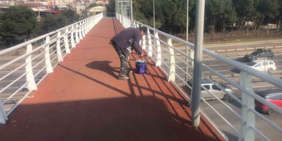 Gebze’de üst geçitler yenileniyor