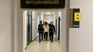 genc-kizi-kaza-susu-vererek-oldurdugu-iddia-edilen-sanik-n4atBsbV.jpg