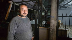 gizemli-sahis-mahalleyi-alarma-gecirdi-lGmWCGGS.jpg