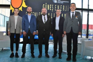 gunes-enerjisi-gelecegin-temiz-guc-kaynagi-olacak-Mt3EYiZd.jpg
