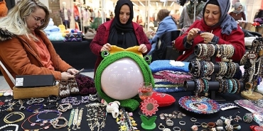 istihdamin-kapilari-ko-mek-ile-aralaniyor-sAV7Ogye.jpg