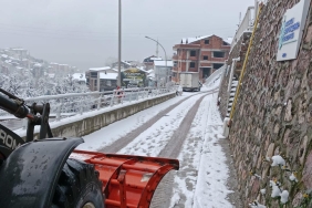 izmit-belediyesi-karla-mucadelede-seferberlik-baslatti-wNlg2eYn.jpg