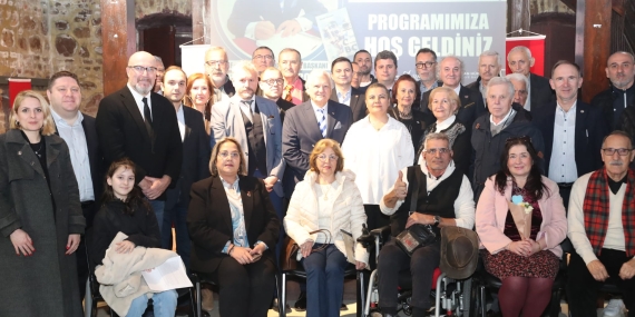 İzmit Belediyesi ve IGF iş birliğiyle düzenlenen kitap tanıtım programı Romanya’da geniş yankı uyandırdı