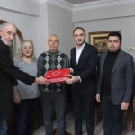 izmit-belediyesinden-gazilerimiz-ve-sehit-ailelerine-vefa-ziyareti-UMxa7zLL.jpeg