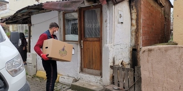 kartepe-belediyesi-ihtiyac-sahiplerinin-yanindayiz-tE1lgpda.jpg
