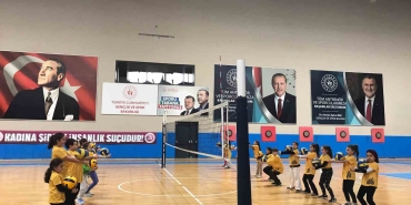 kis-spor-okullarinda-egitimler-devam-ediyor-e8SwRXJp.jpg