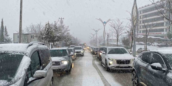 Kocaeli beyaza büründü